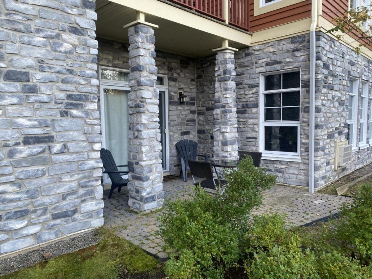 Rental Condo Tremblant-Les-Eaux Mont-Tremblant Exteriör bild